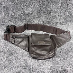 Vintage Guess leather belt bag